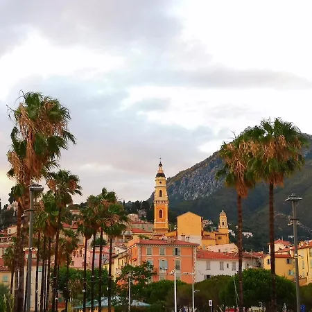 公寓 Joli Dans Le Coeur De *